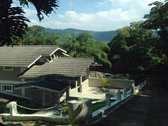 Casa para Venda em Mairiporã - 2